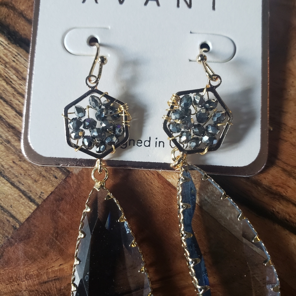 Gray Crystal Drop Earrings with Beaded Accent - Picture 4 of 4